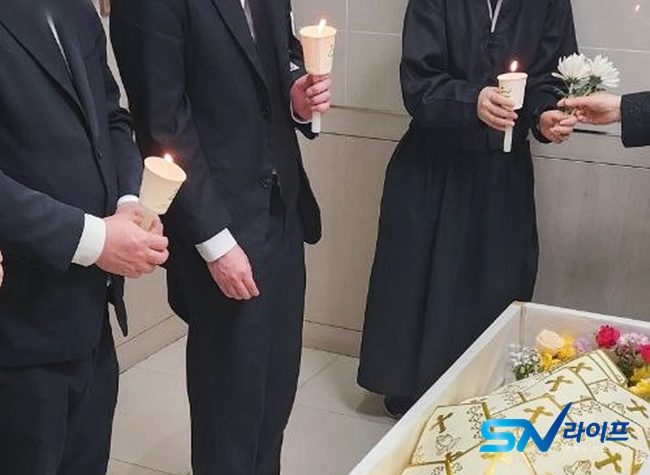 입관식