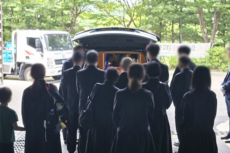 광주수완장례식장 빈소에서 감동적인 마지막 인사