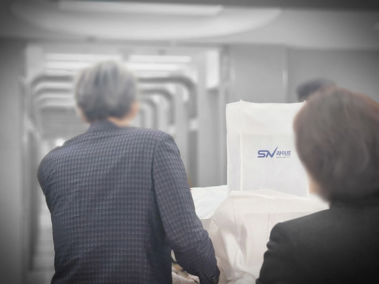 무빈소장례는 소외가 아니라 '집중'입니다: 전통 장례와 무엇이 다를까요