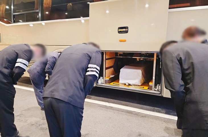 조용한 애도의 시간, 진정한 의미를 담은 가족장 준비 